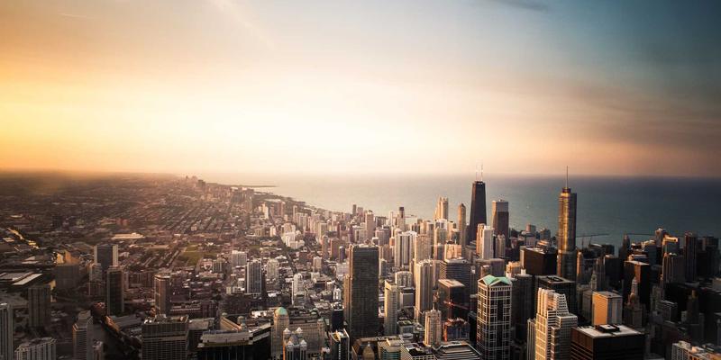 智慧城市新基建：瑞能LED智能路灯如何集成5G微基站与环境监测，重塑城市照明工程与商业显示屏应用