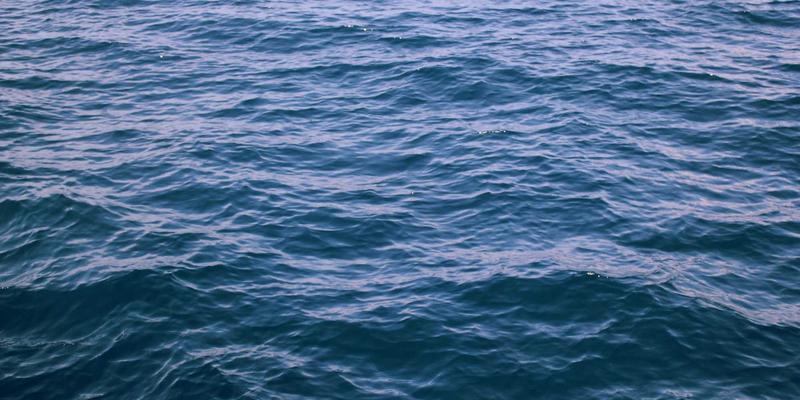 瑞能LED医疗洁净空间照明：如何实现无影、高显色与灭菌的完美融合？