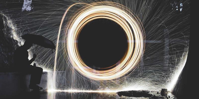 瑞能LED户外投光灯：体育场馆照明中高亮度与精准配光的设计要点解析